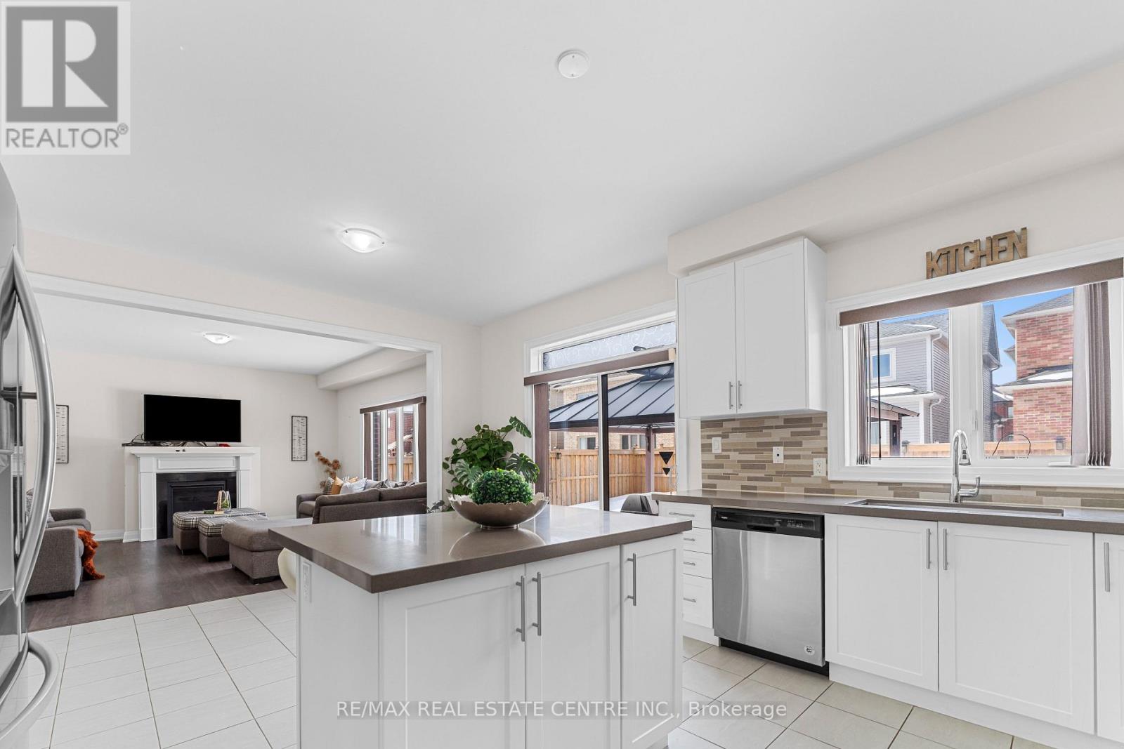 126 Crombie Street, Clarington, Ontario  L1C 4A1 - Photo 16 - E12815562