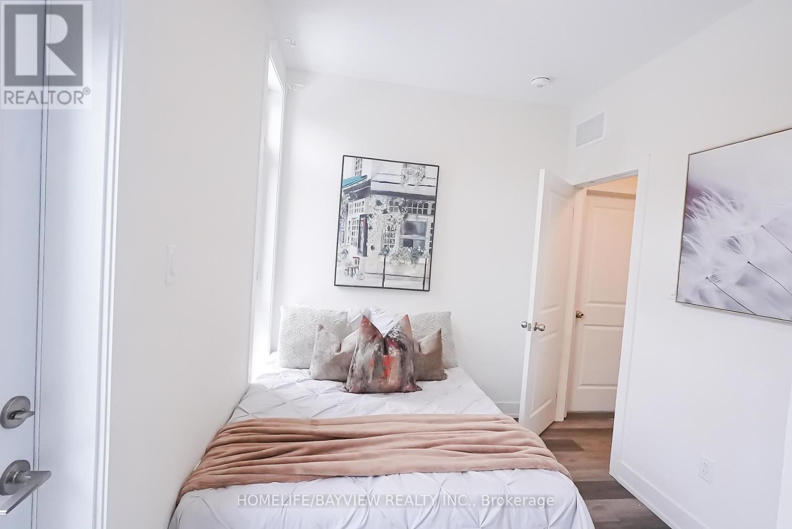 17 - 8 Sayers Lane, Richmond Hill, Ontario  L4E 1J4 - Photo 11 - N12825764