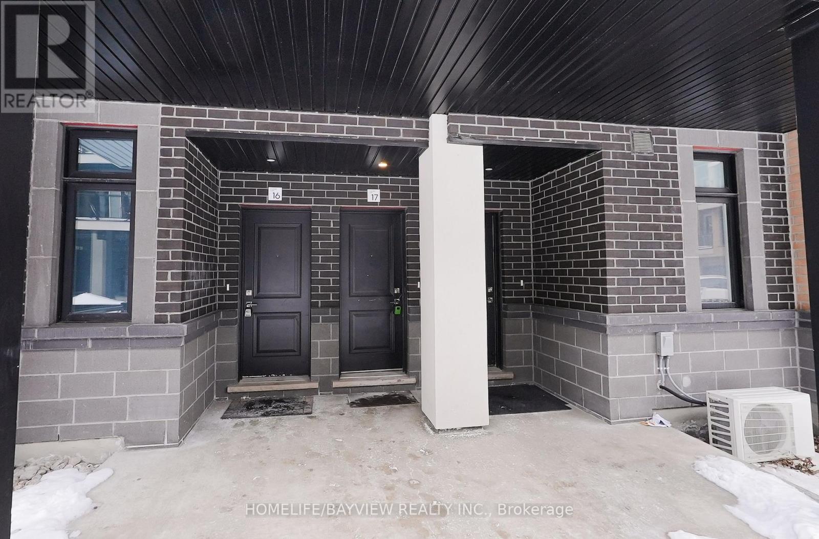 17 - 8 Sayers Lane, Richmond Hill, Ontario  L4E 1J4 - Photo 2 - N12825764