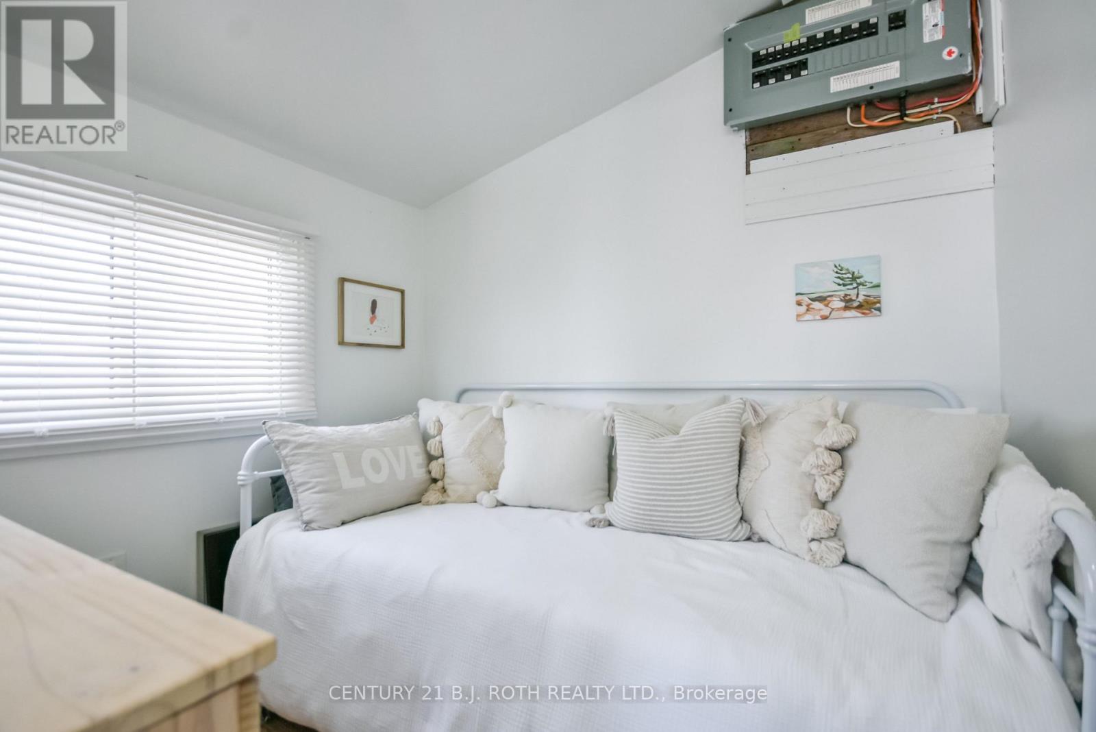 112 Ouida Street, Tay, Ontario  L0K 2C0 - Photo 21 - S12830682