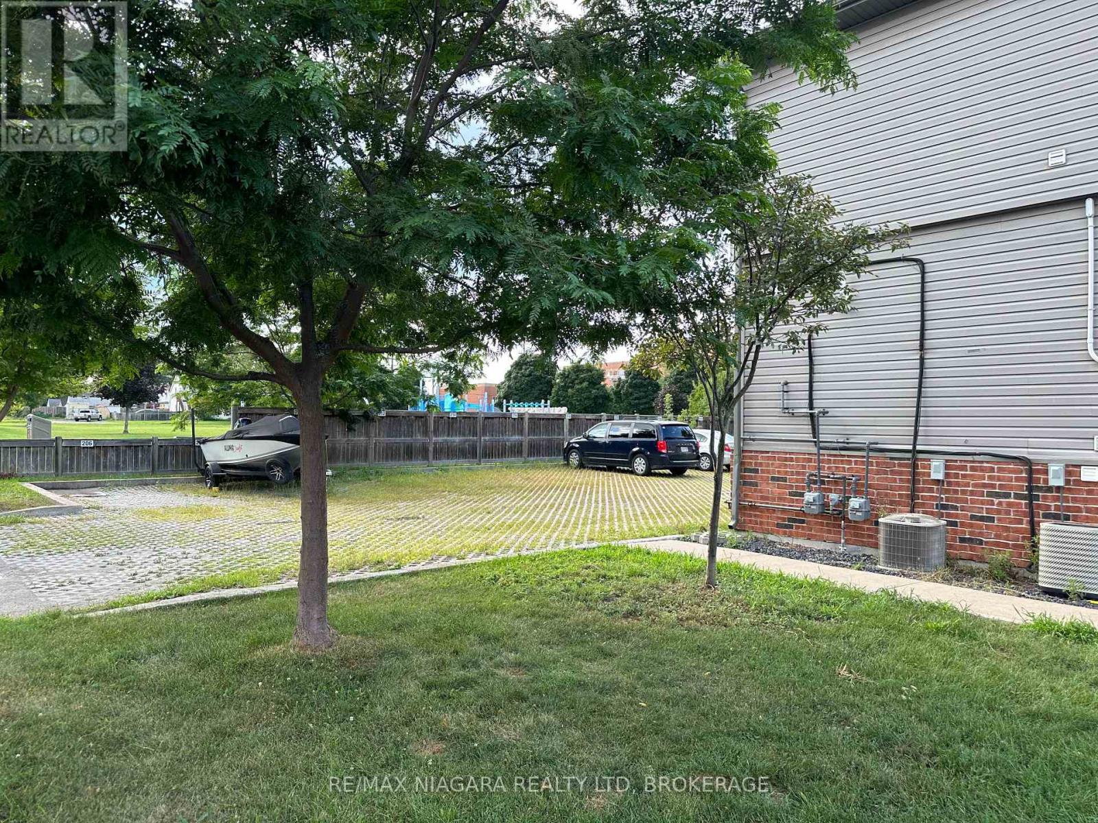 214 Erie Street, Port Colborne (Main Street), Ontario  L3K 0A6 - Photo 8 - X12833660