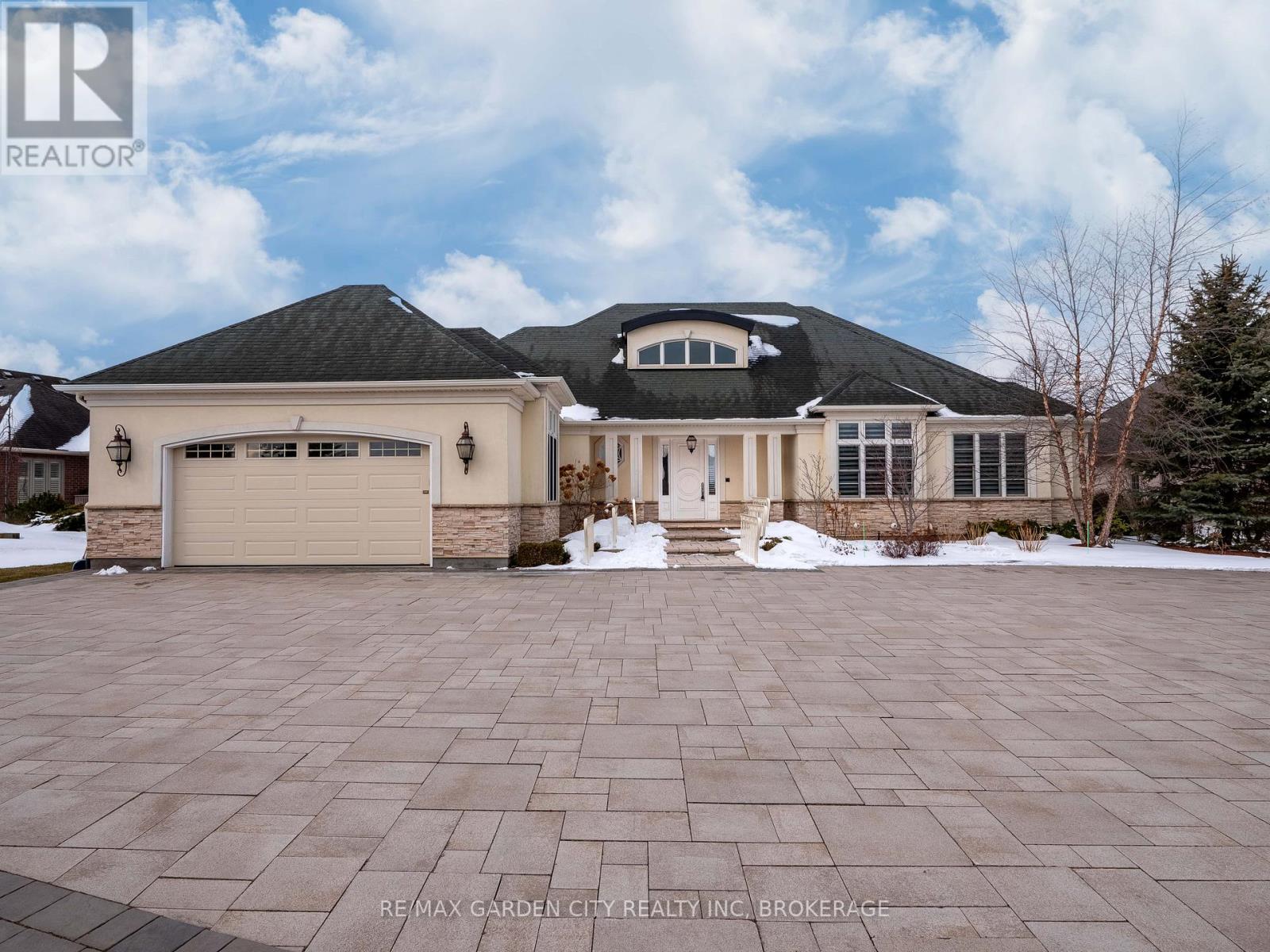 209 Muirfield Trail, Welland, Ontario  L3B 6H9 - Photo 2 - X12833752