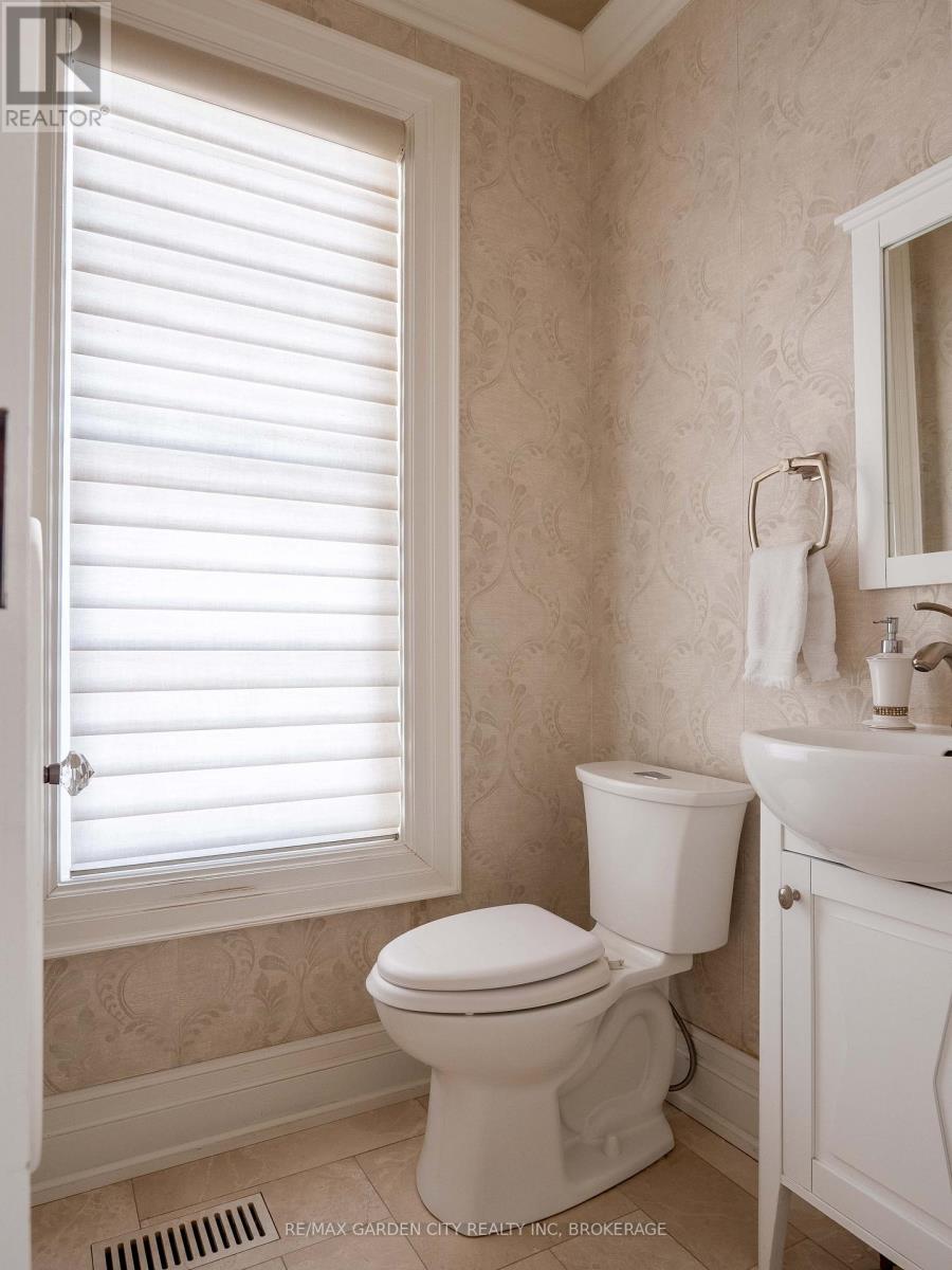 209 Muirfield Trail, Welland, Ontario  L3B 6H9 - Photo 26 - X12833752