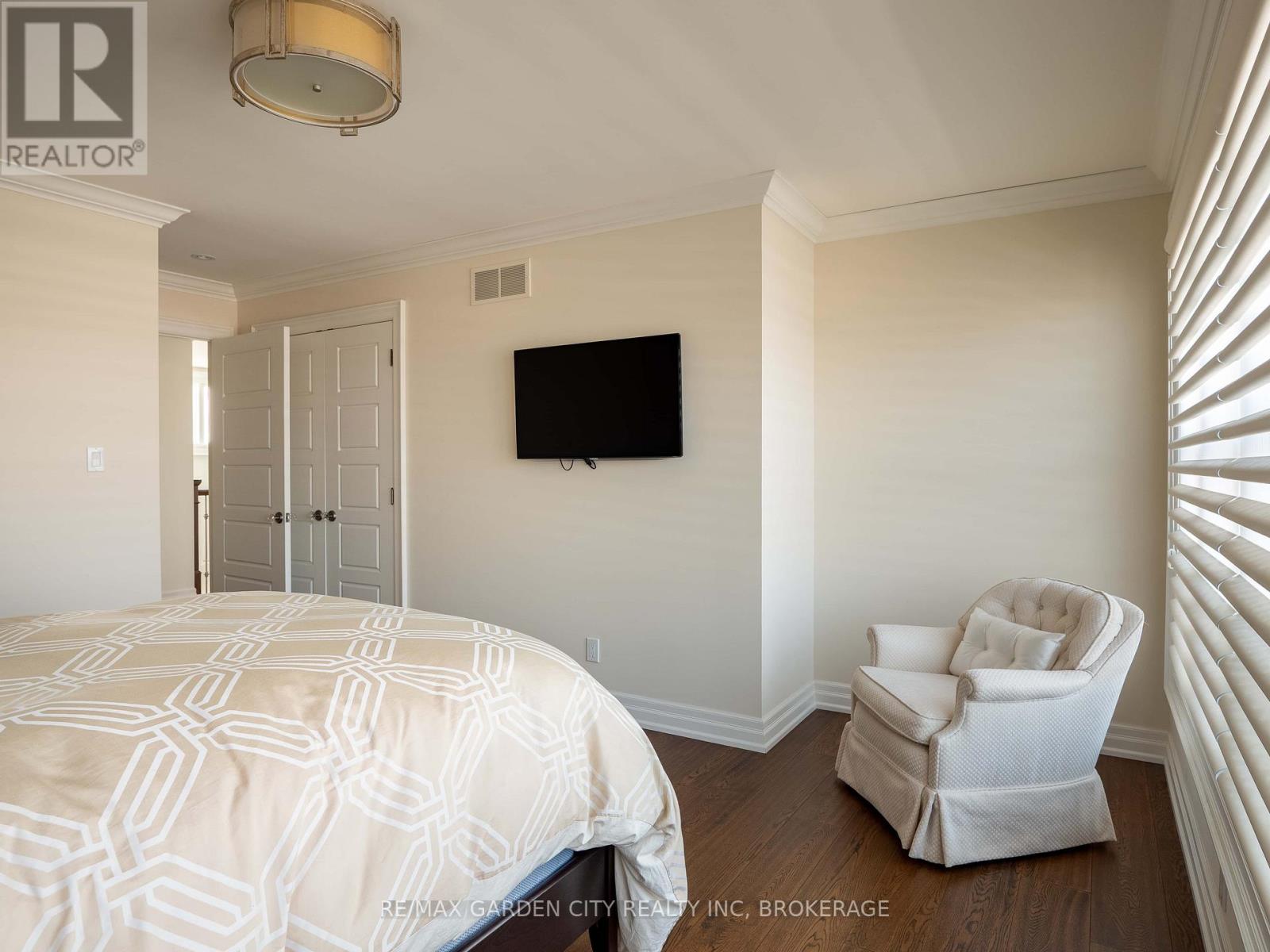 209 Muirfield Trail, Welland, Ontario  L3B 6H9 - Photo 37 - X12833752