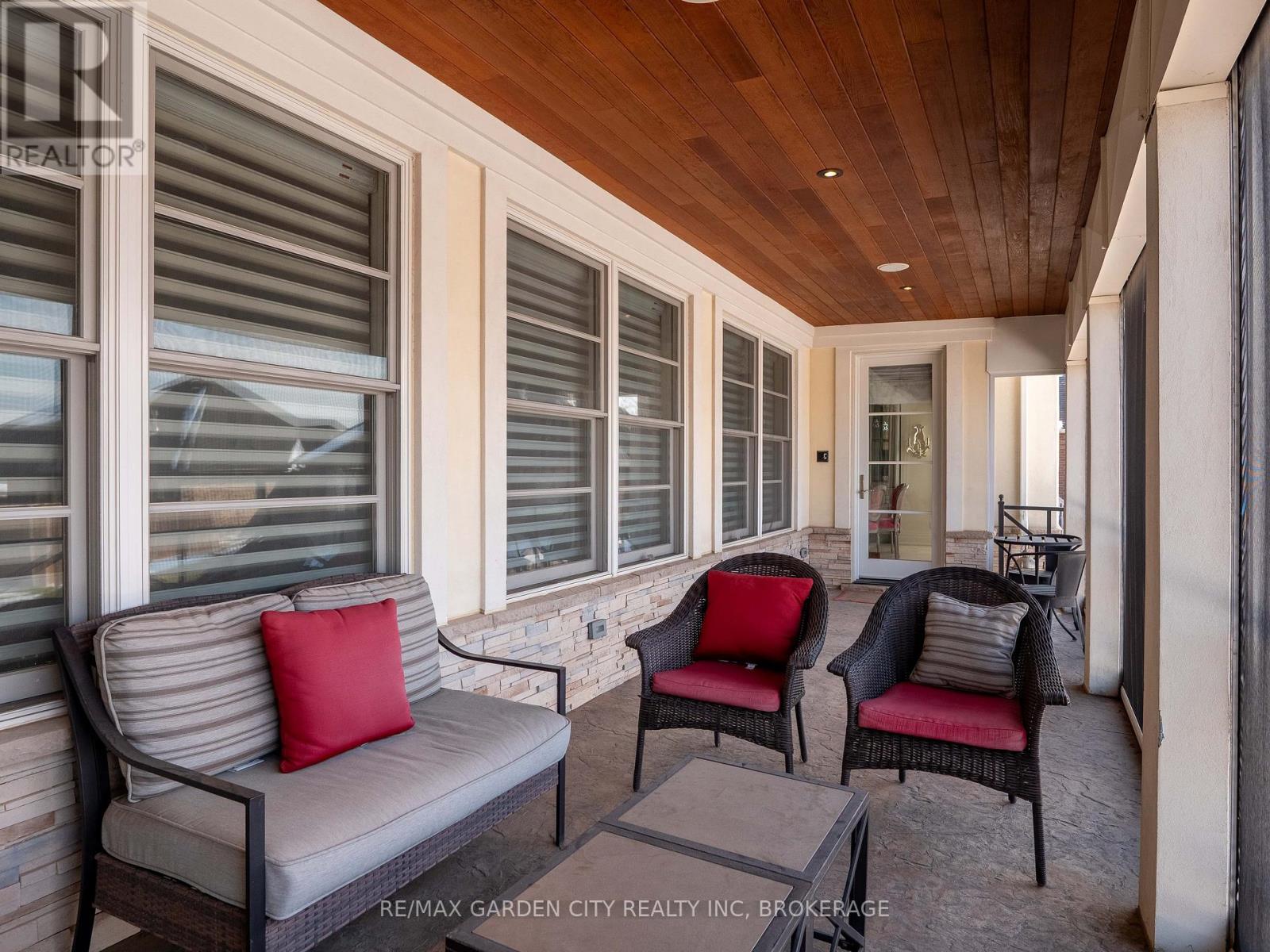 209 Muirfield Trail, Welland, Ontario  L3B 6H9 - Photo 41 - X12833752