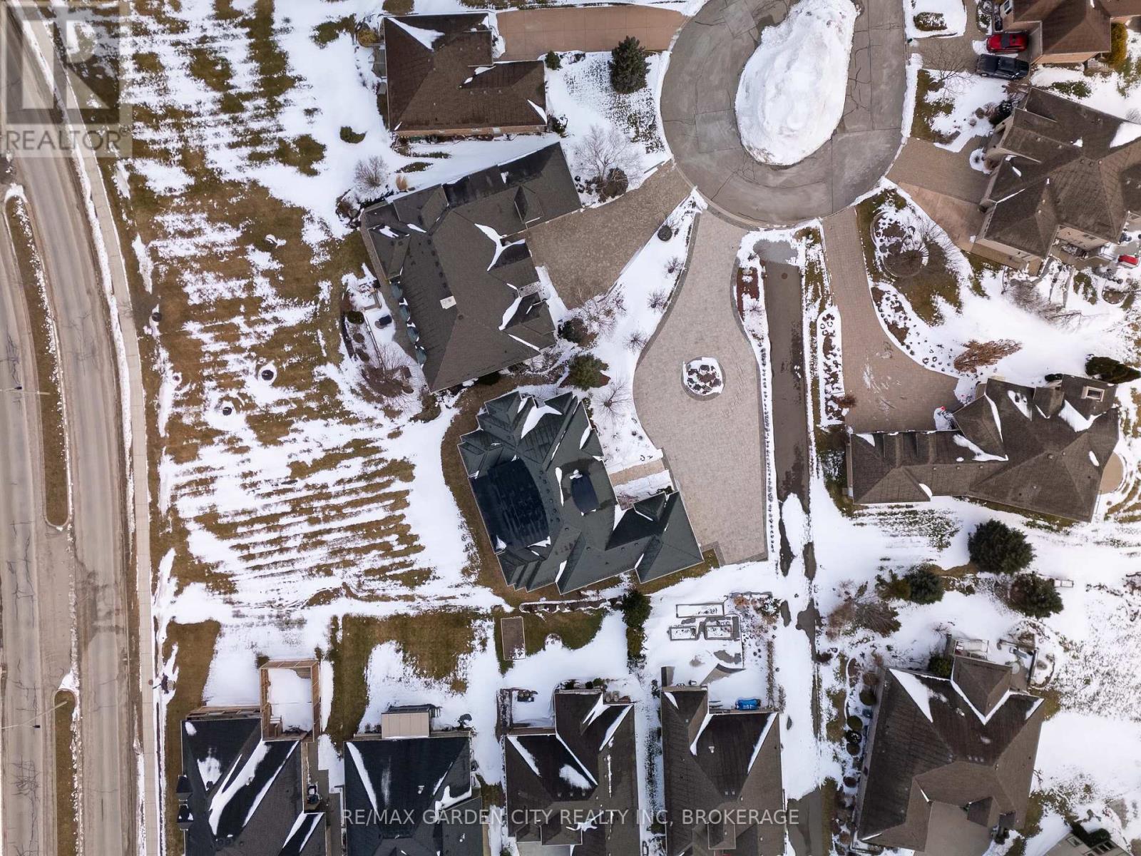 209 Muirfield Trail, Welland, Ontario  L3B 6H9 - Photo 47 - X12833752