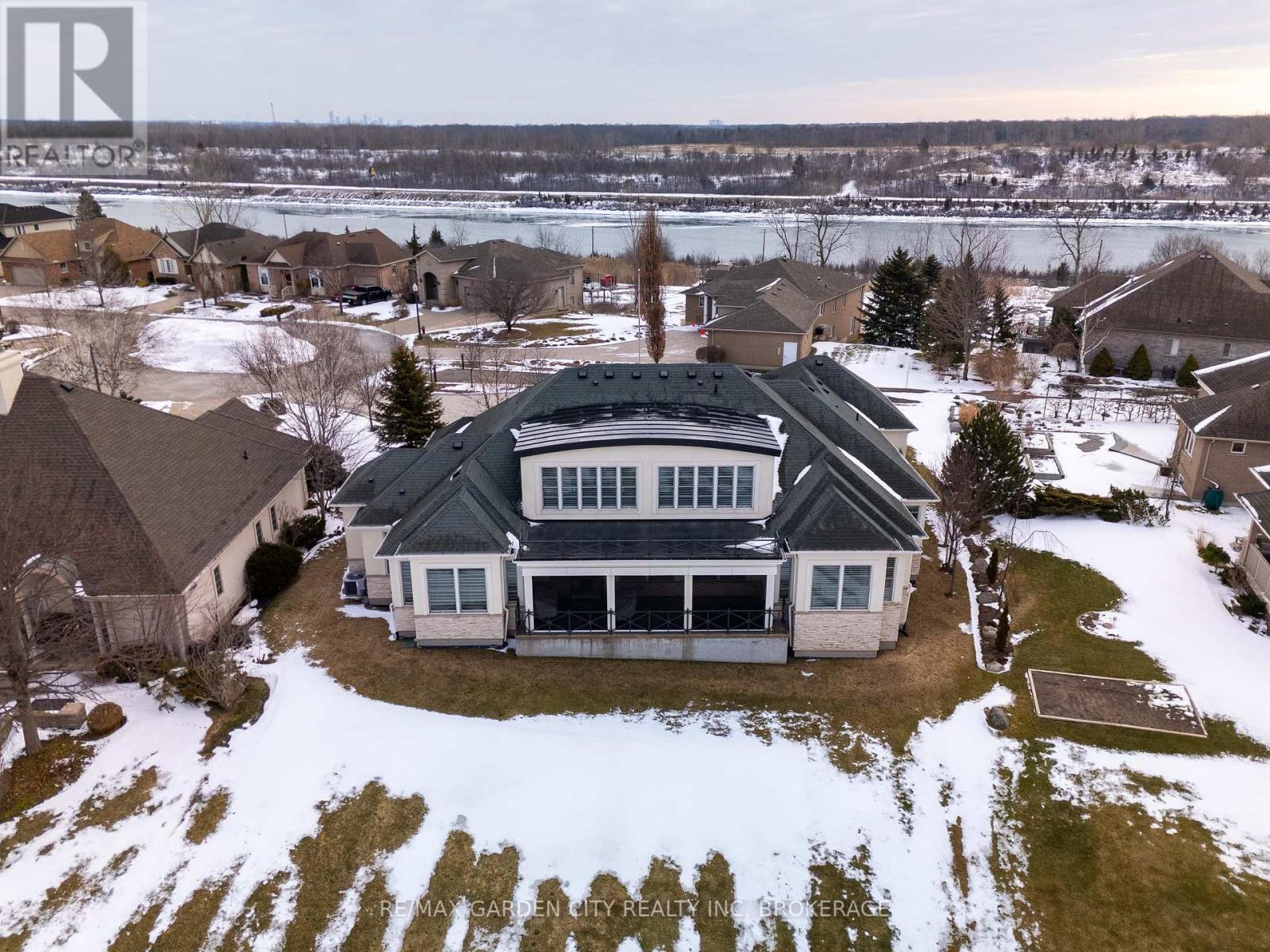 209 Muirfield Trail, Welland, Ontario  L3B 6H9 - Photo 49 - X12833752