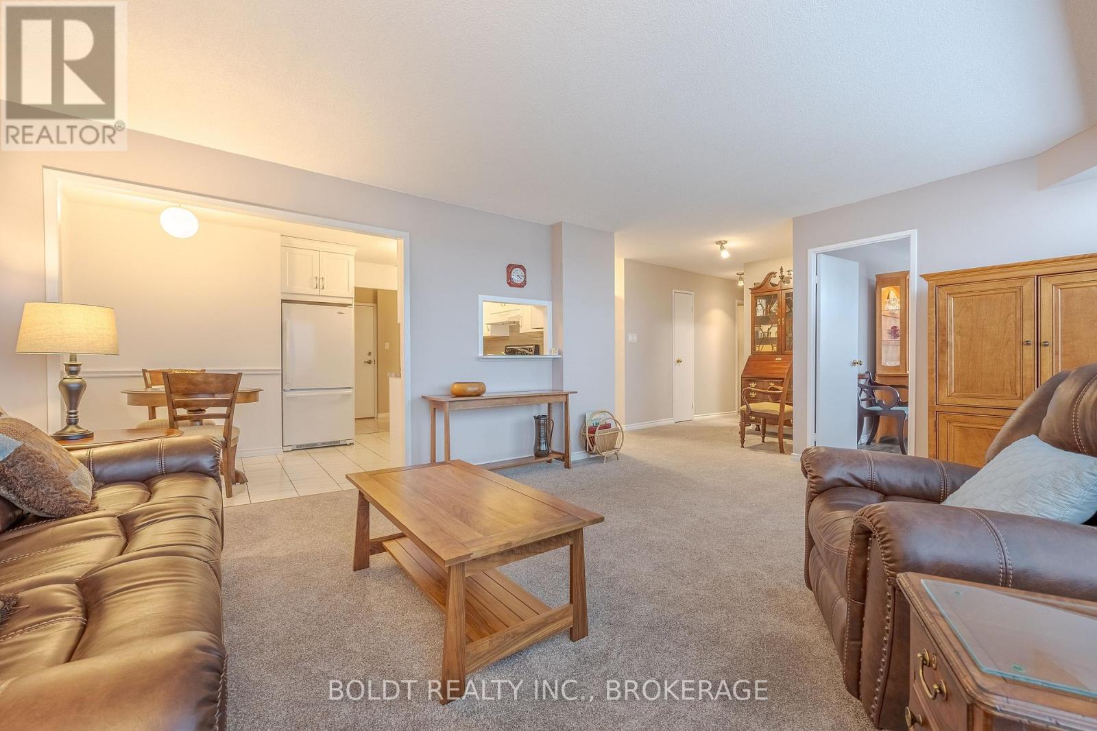 604 - 7 Gale Crescent, St. Catharines (E. Chester), Ontario  L2R 7M8 - Photo 11 - X12833794