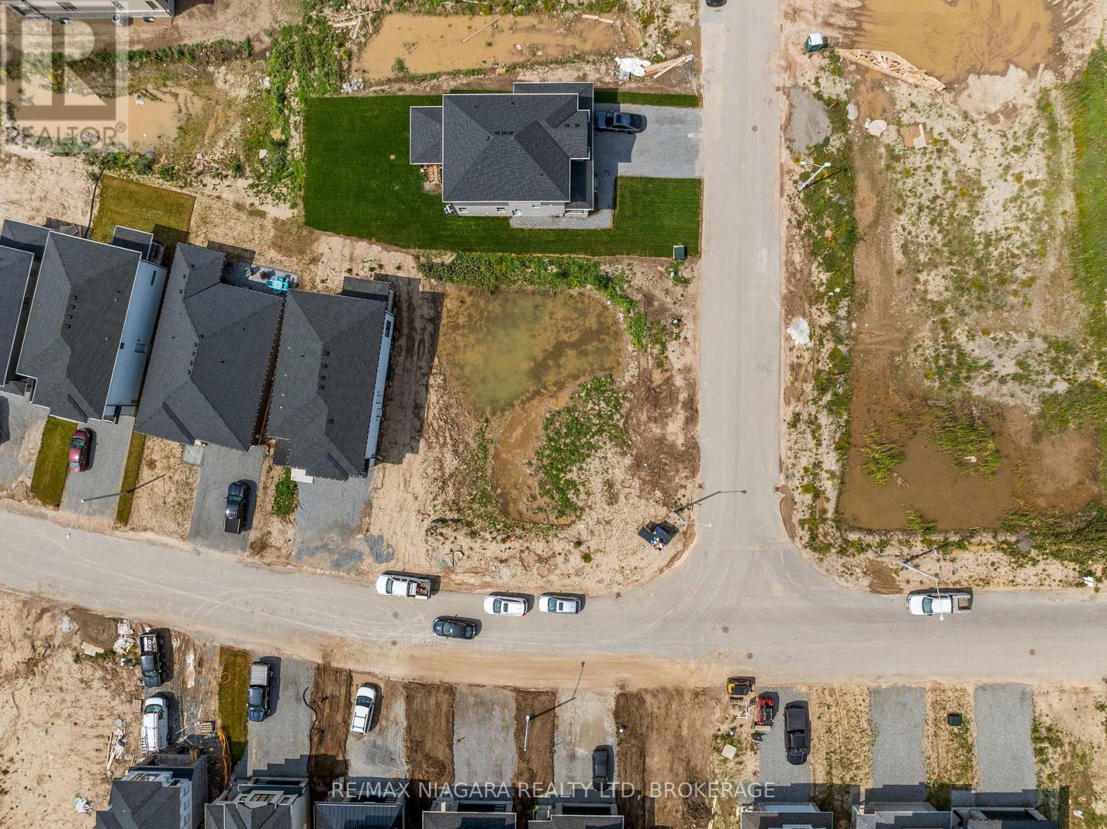 8885 Angie Drive, Niagara Falls (Forestview), Ontario  L2H 0H9 - Photo 1 - X12833816