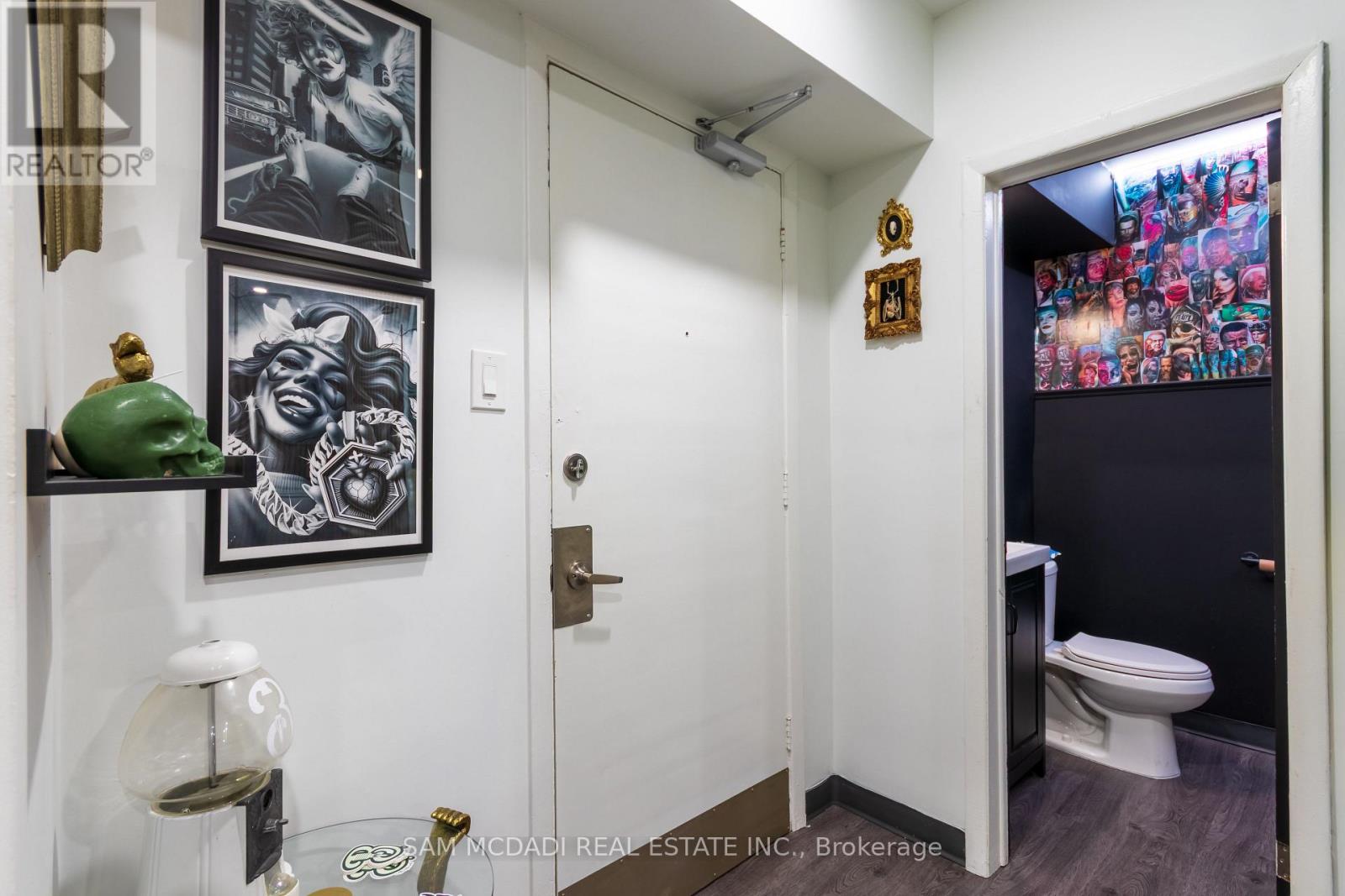 204 - 1728 Lakeshore Road W, Mississauga, Ontario  L5J 1J5 - Photo 3 - W12820952