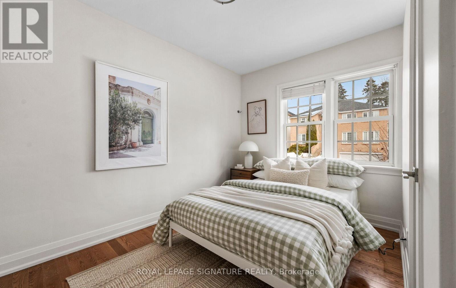 28 Eagle Road, Toronto, Ontario  M8Z 4H5 - Photo 17 - W12832946