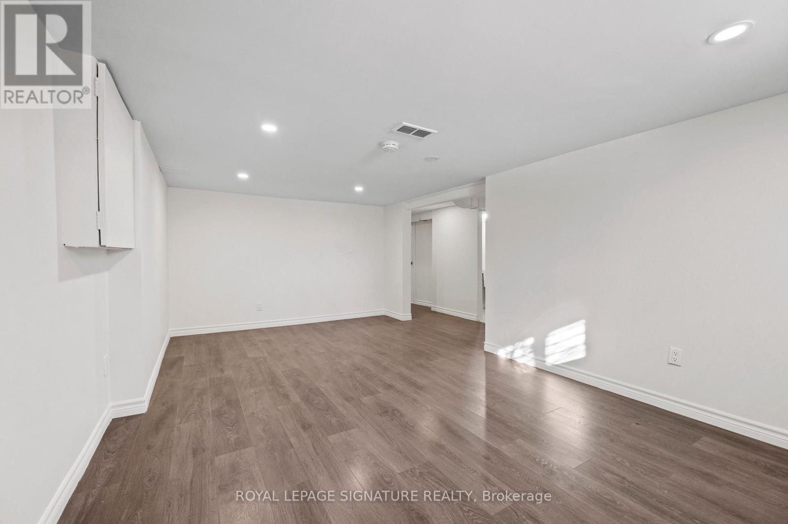 28 Eagle Road, Toronto, Ontario  M8Z 4H5 - Photo 28 - W12832946