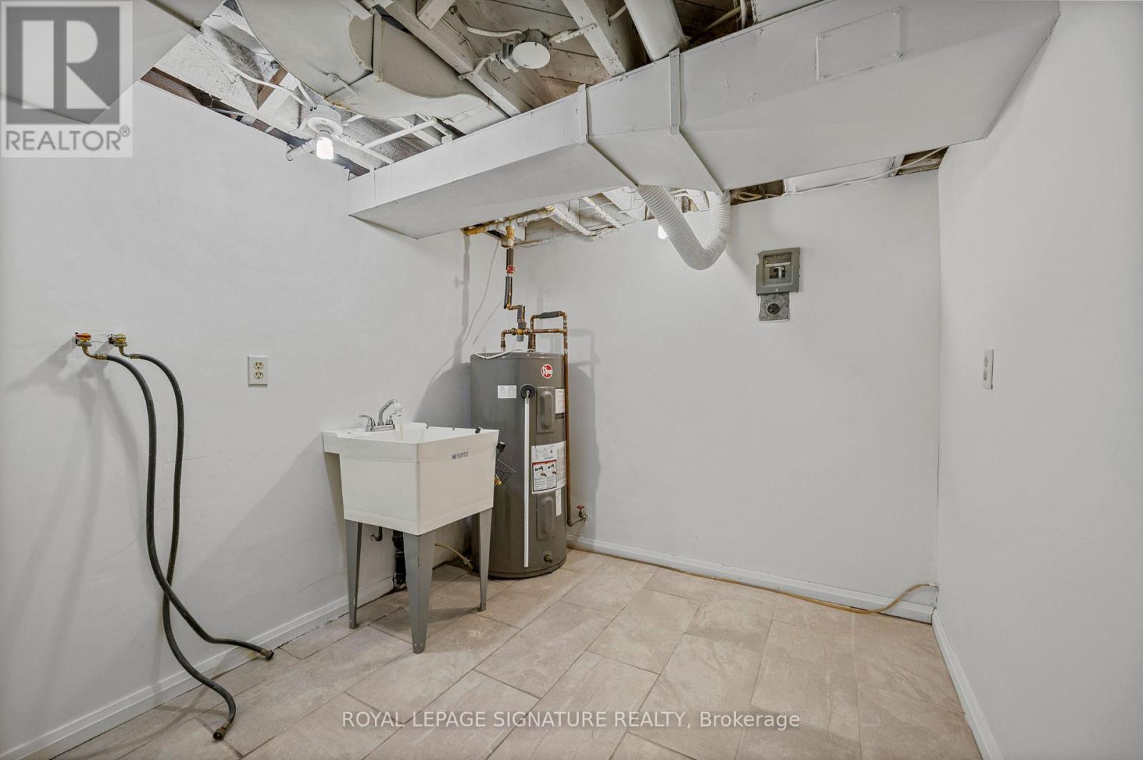 28 Eagle Road, Toronto, Ontario  M8Z 4H5 - Photo 40 - W12832946