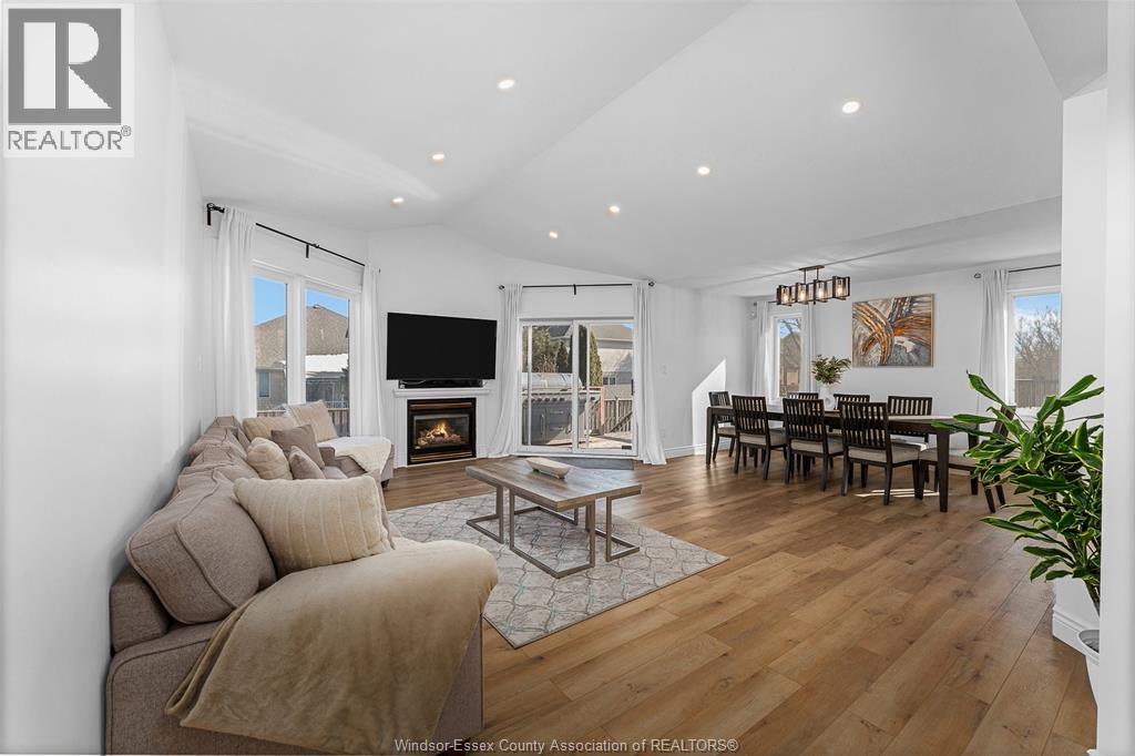 12006 Shiff Drive, Tecumseh, Ontario  N8N 0G1 - Photo 11 - 26004259