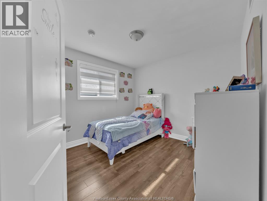 3242 Seville, Windsor, Ontario  N8N 0A2 - Photo 16 - 26004258
