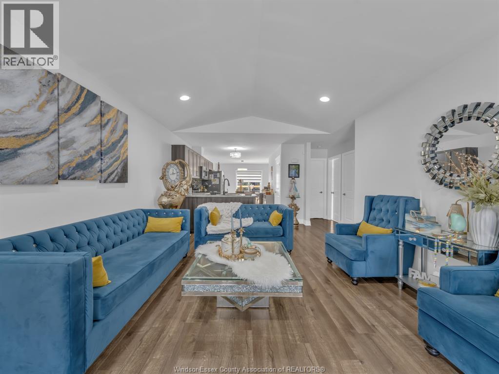 3242 Seville, Windsor, Ontario  N8N 0A2 - Photo 9 - 26004258