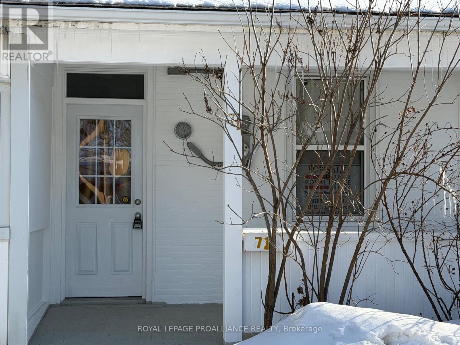 71 BUELL STREET, Brockville, Ontario