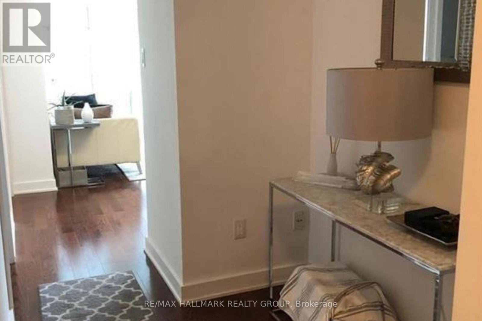 505 - 179 Metcalfe Street, Ottawa, Ontario  K2P 0W1 - Photo 5 - X12829532