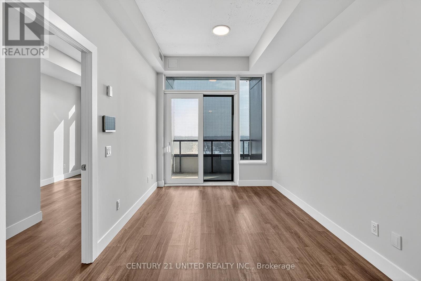 1807 - 80 Bond Street E, Oshawa (O'neill), Ontario  L1G 0E6 - Photo 2 - E12833630