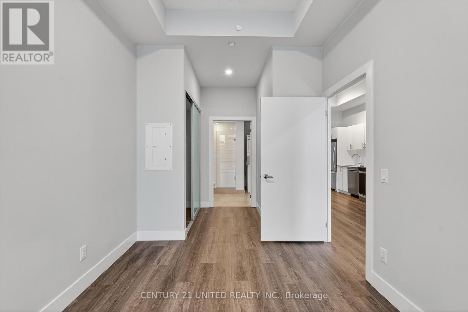 602 - 80 Bond Street E, Oshawa (O'neill), Ontario  L1G 0E6 - Photo 5 - E12833646