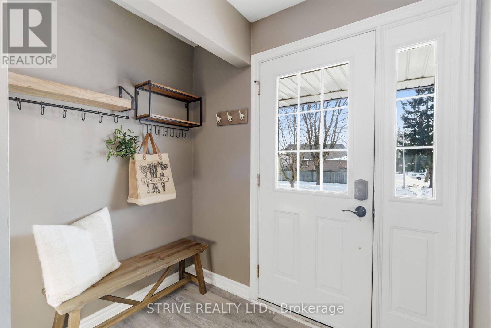 8 Quinn Drive, Clarington (Bowmanville), Ontario  L1C 3T1 - Photo 5 - E12833718