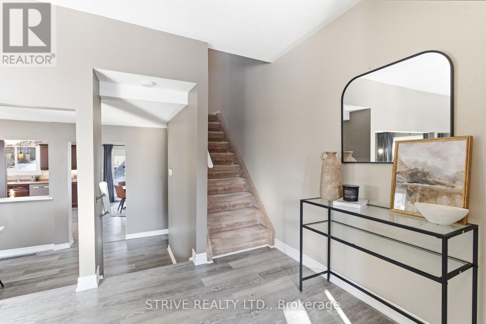 8 Quinn Drive, Clarington (Bowmanville), Ontario  L1C 3T1 - Photo 7 - E12833718