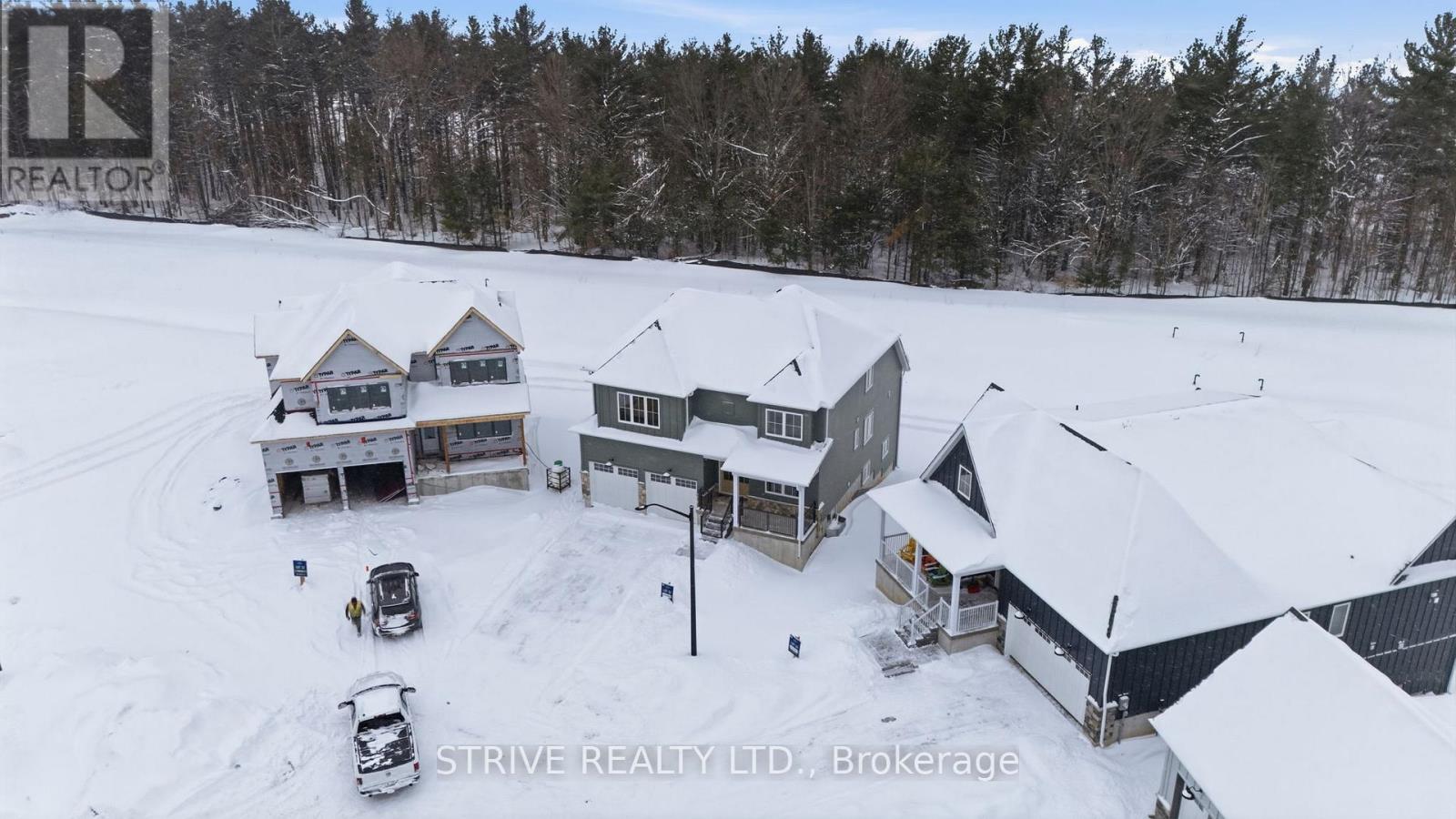 29 Northland Court, Oro-Medonte (Craighurst), Ontario  L9J 1C4 - Photo 4 - S12833606