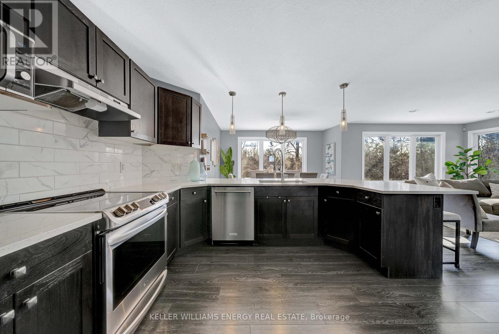 1687 Lakeside Drive, Prince Edward County, Ontario  K0K 1T0 - Photo 18 - X12833530