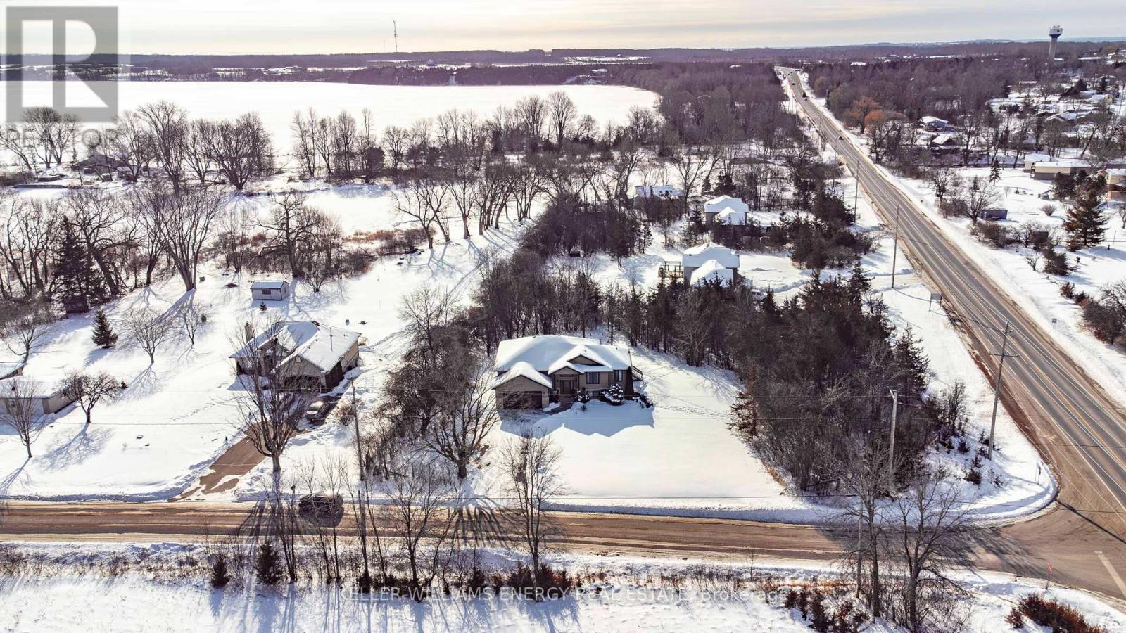 1687 Lakeside Drive, Prince Edward County, Ontario  K0K 1T0 - Photo 2 - X12833530
