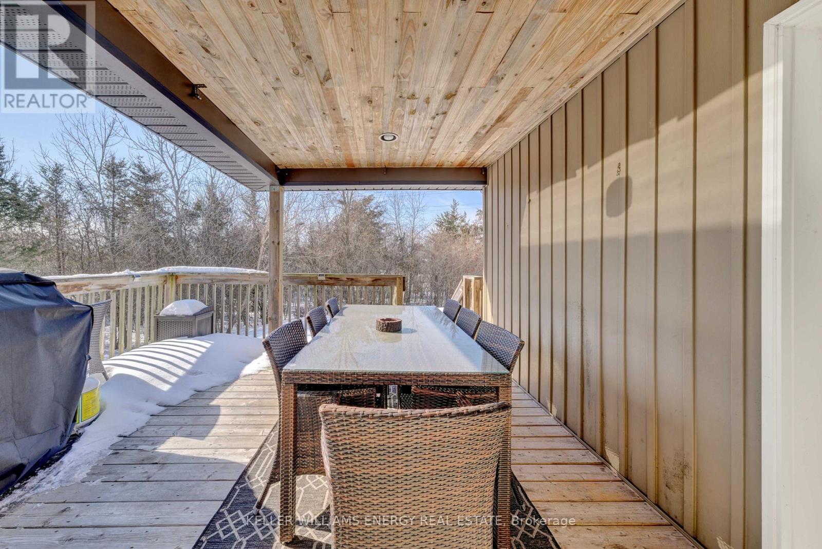 1687 Lakeside Drive, Prince Edward County, Ontario  K0K 1T0 - Photo 25 - X12833530