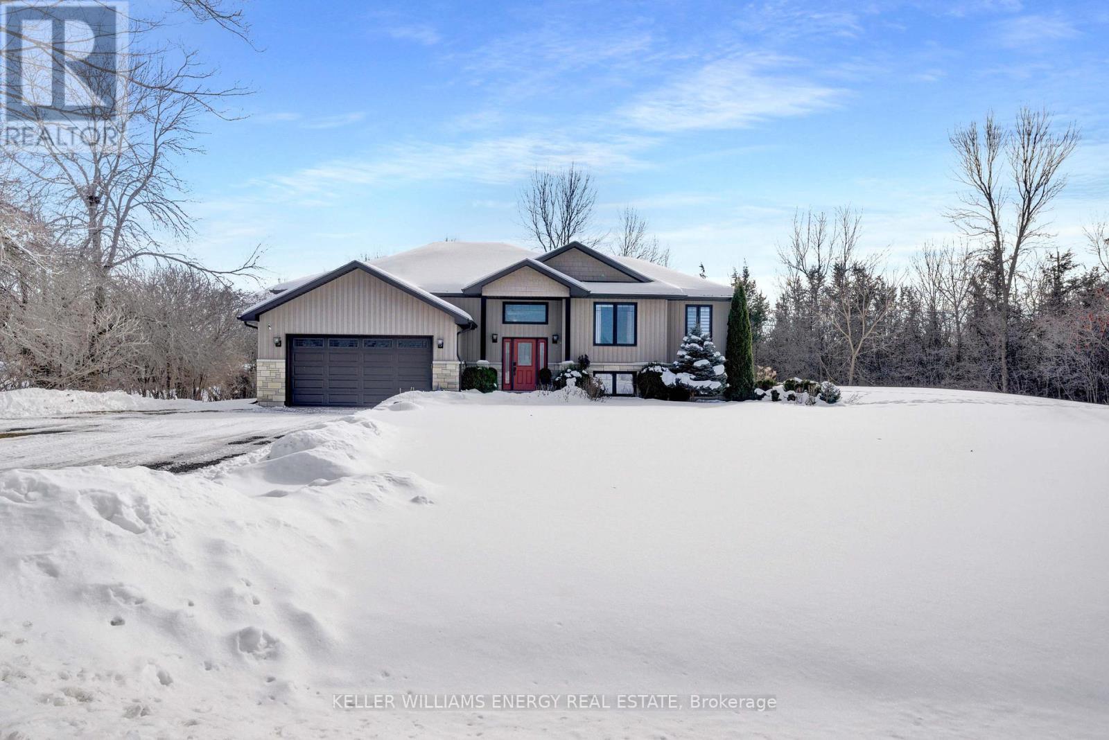 1687 Lakeside Drive, Prince Edward County, Ontario  K0K 1T0 - Photo 3 - X12833530