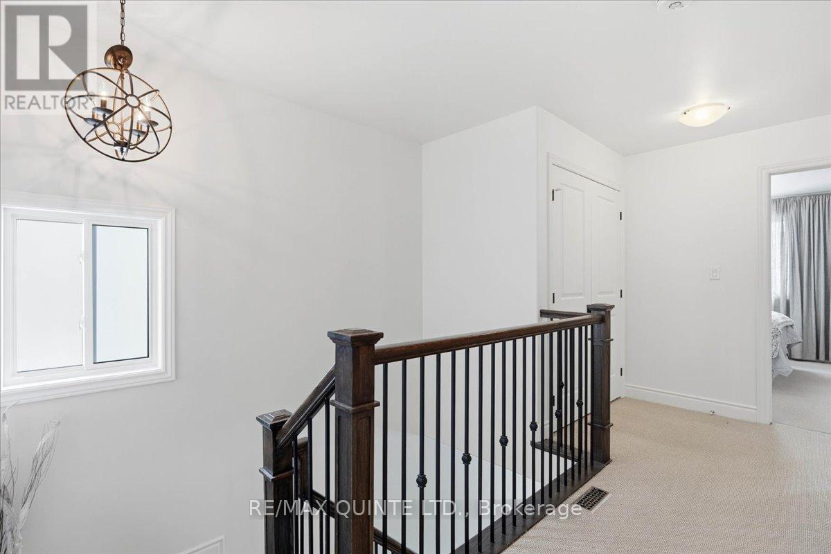 42 Kempton Avenue, Belleville, Ontario  K8N 0E9 - Photo 18 - X12833580