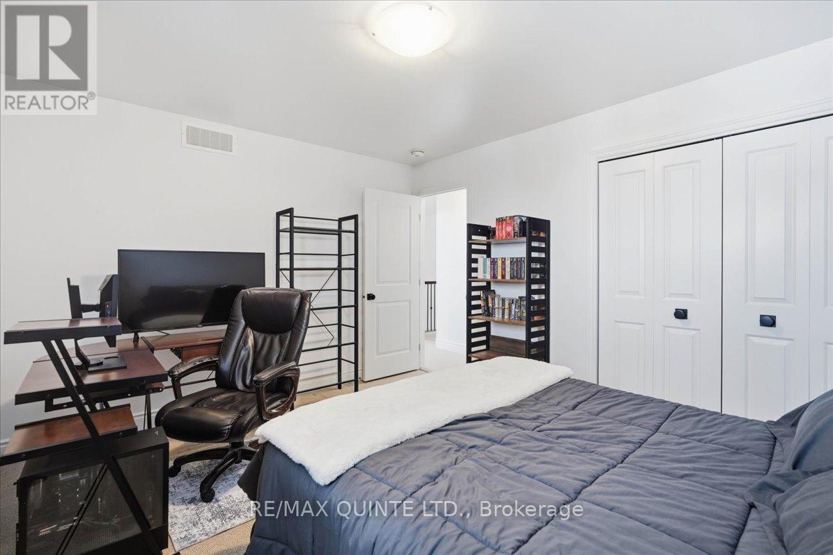 42 Kempton Avenue, Belleville, Ontario  K8N 0E9 - Photo 30 - X12833580