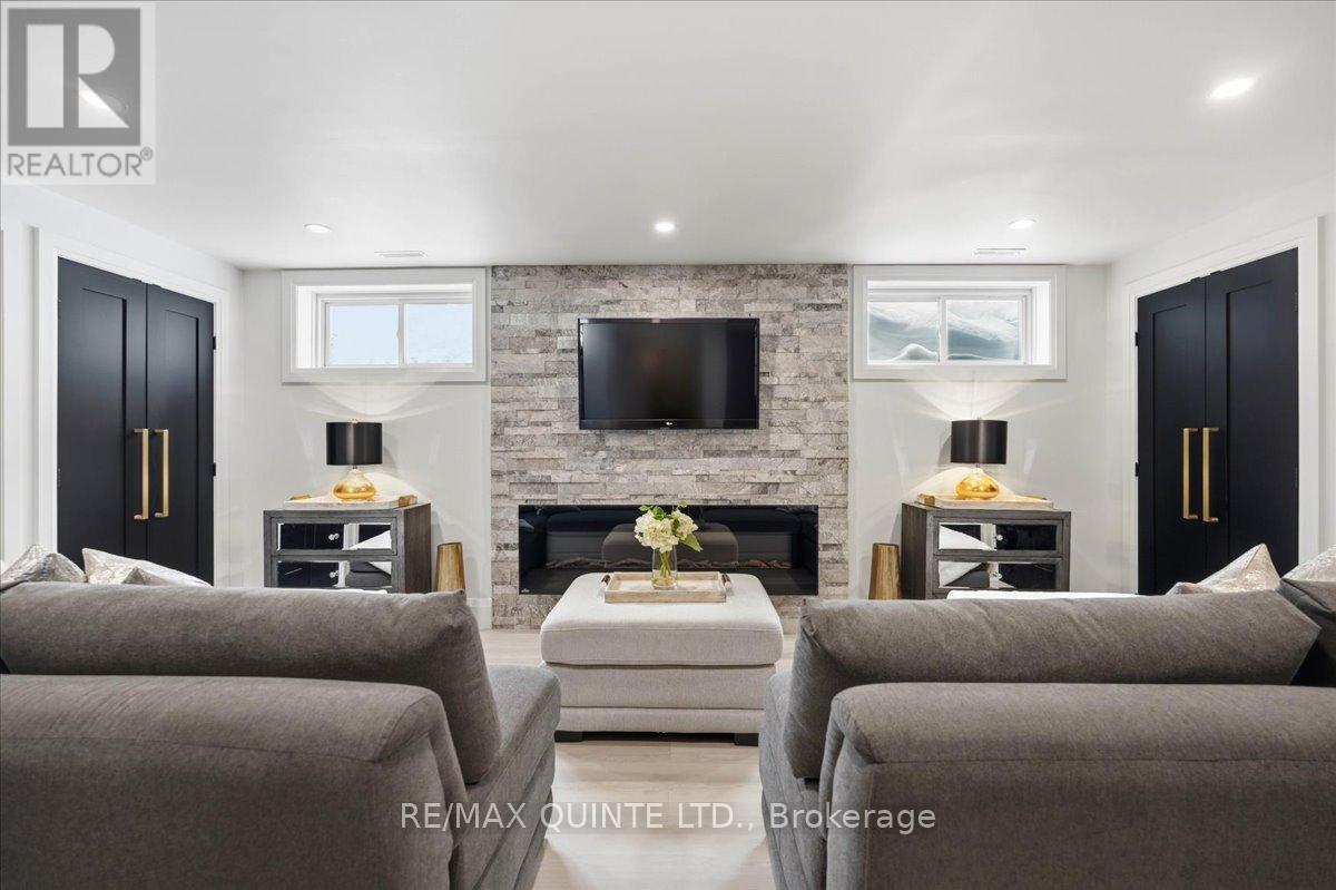 42 Kempton Avenue, Belleville, Ontario  K8N 0E9 - Photo 32 - X12833580