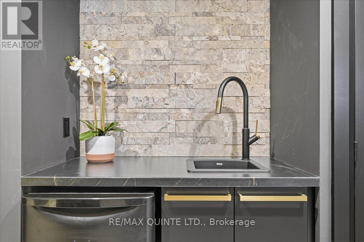 42 Kempton Avenue, Belleville, Ontario  K8N 0E9 - Photo 37 - X12833580