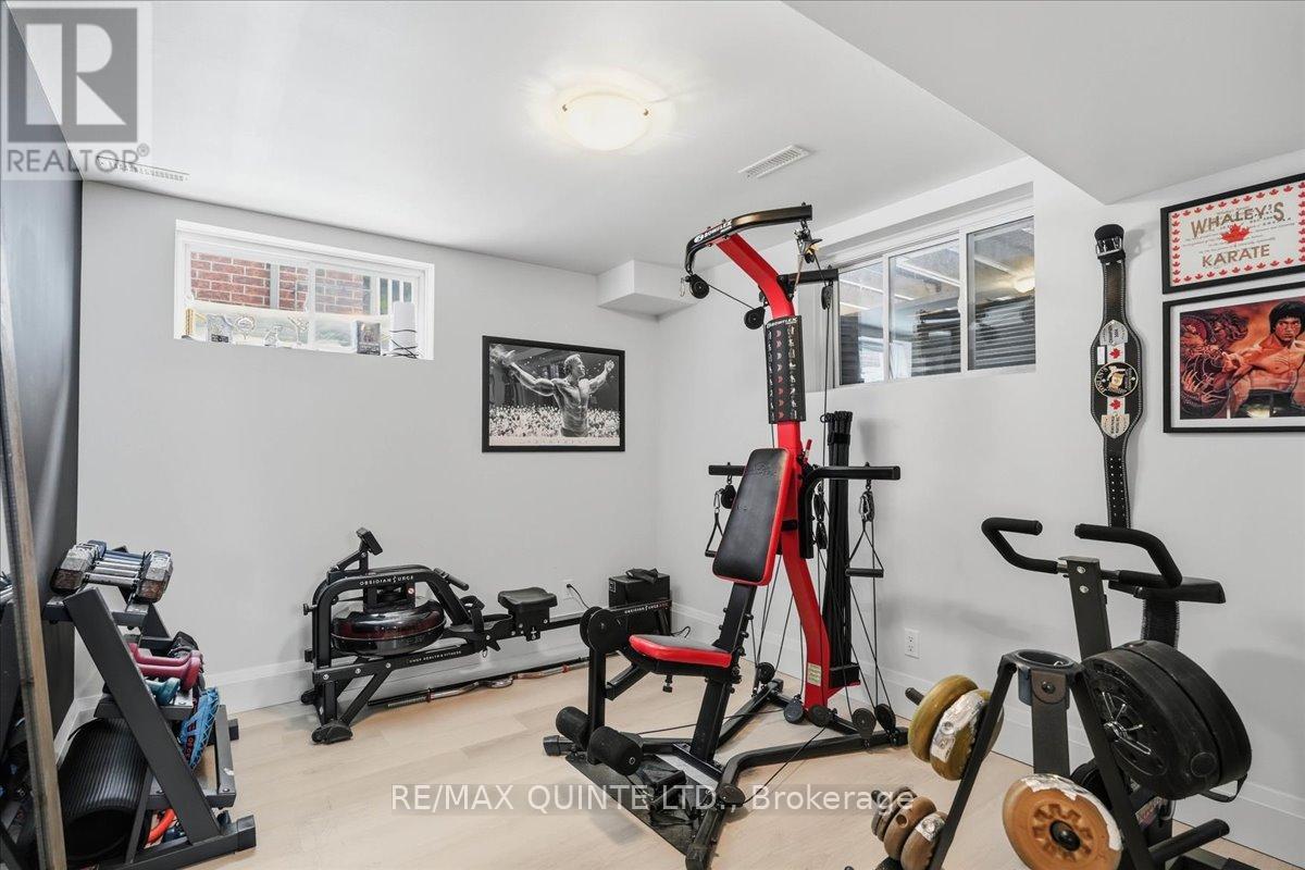 42 Kempton Avenue, Belleville, Ontario  K8N 0E9 - Photo 38 - X12833580