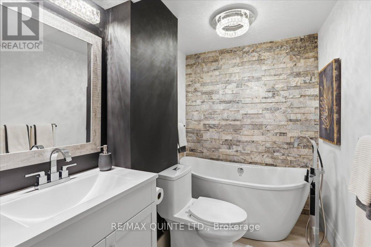 42 Kempton Avenue, Belleville, Ontario  K8N 0E9 - Photo 39 - X12833580