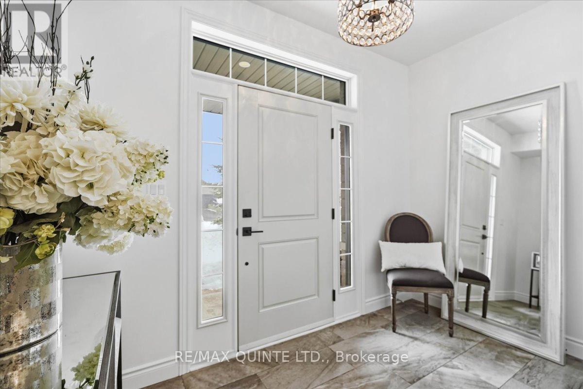 42 Kempton Avenue, Belleville, Ontario  K8N 0E9 - Photo 4 - X12833580