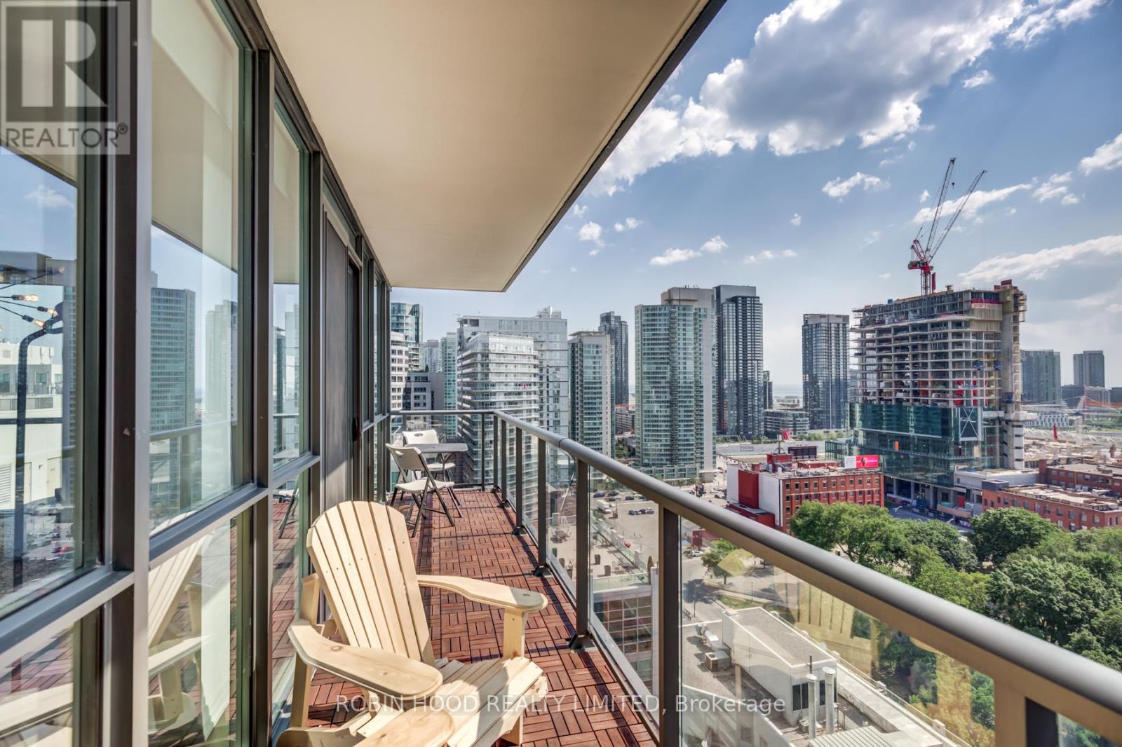 1708 - 88 Blue Jays Way, Toronto, Ontario  M5V 0L7 - Photo 17 - C12833558