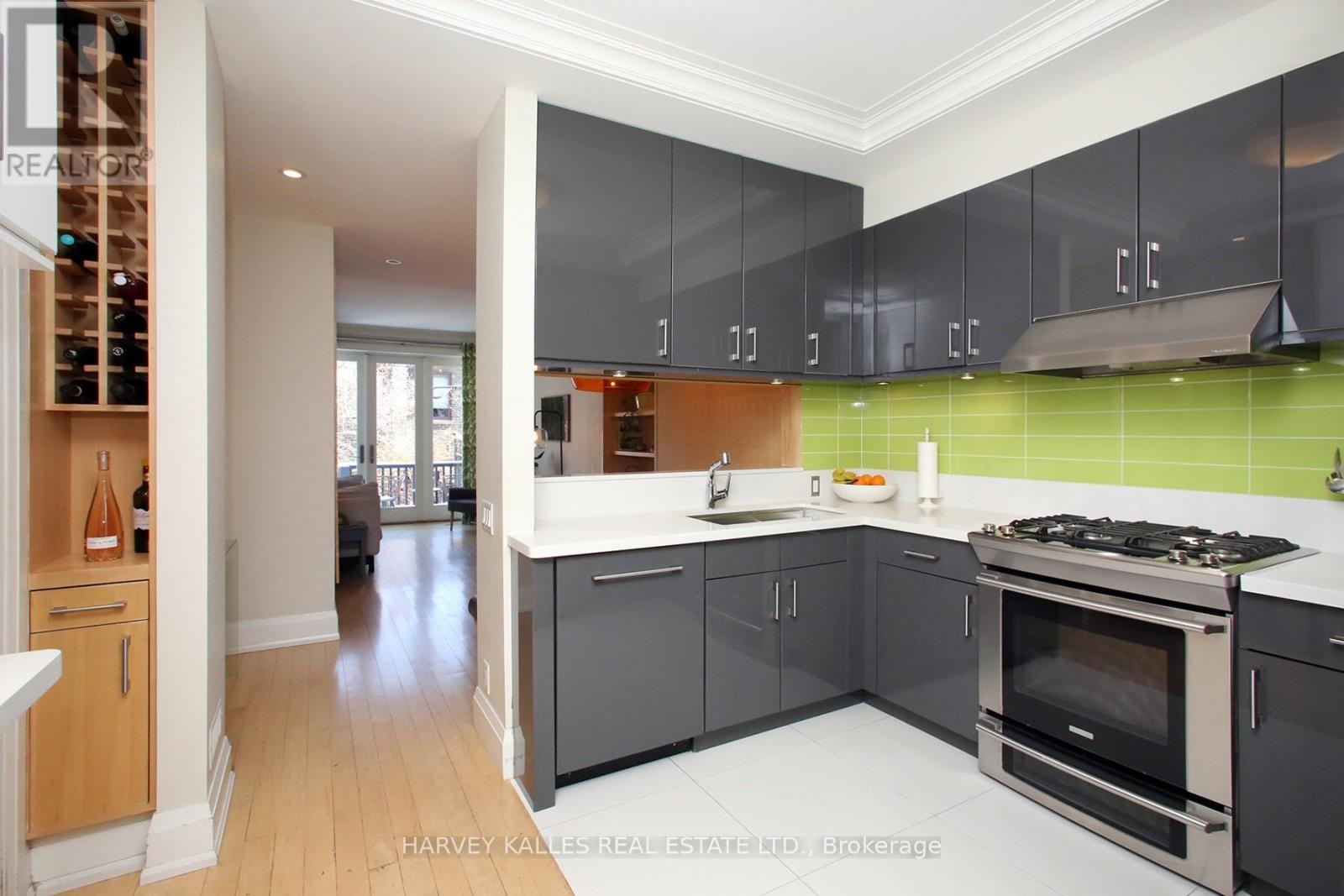 431 Sumach Street, Toronto, Ontario  M4X 1V5 - Photo 15 - C12833560