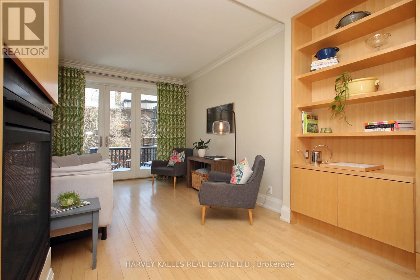 431 Sumach Street, Toronto, Ontario  M4X 1V5 - Photo 5 - C12833560