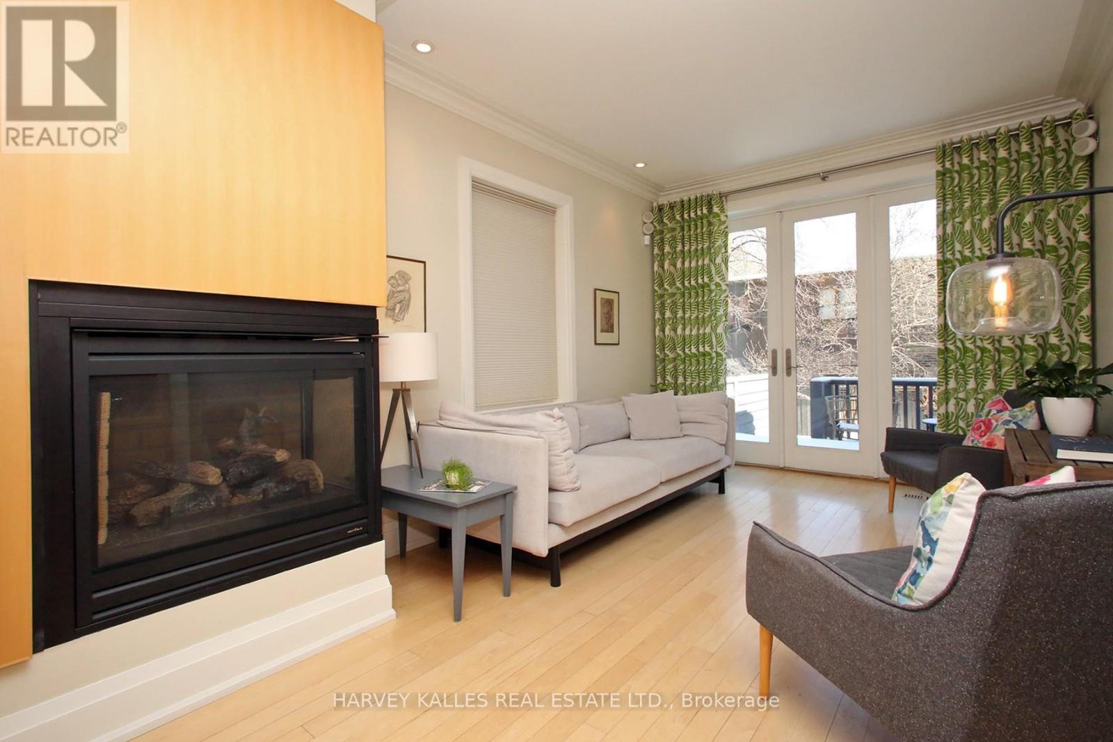 431 Sumach Street, Toronto, Ontario  M4X 1V5 - Photo 6 - C12833560