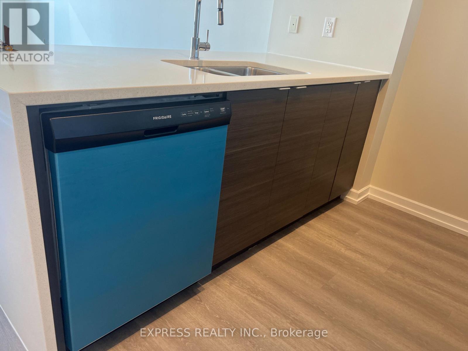 1002 - 62 Forest Manor Road, Toronto, Ontario  M2N 0B6 - Photo 8 - C12833568