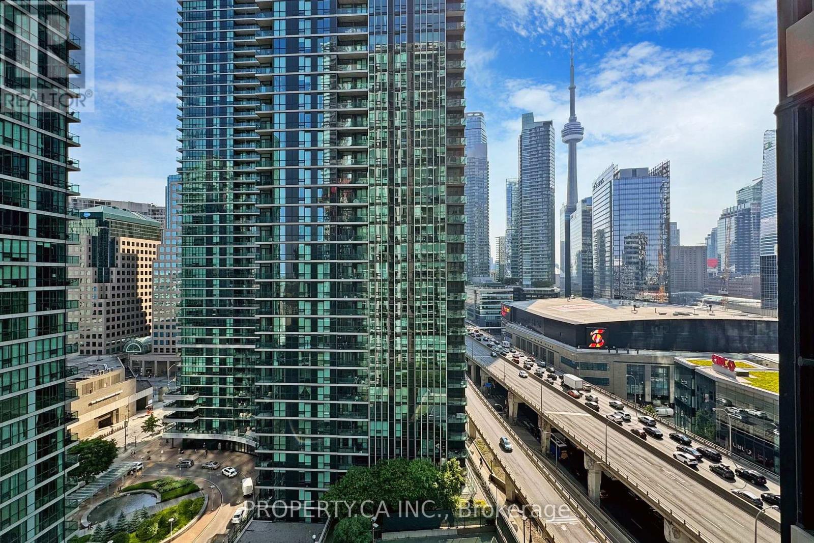 1701 - 16 Yonge Street, Toronto (Waterfront Communities), Ontario  M5E 2A1 - Photo 11 - C12833694