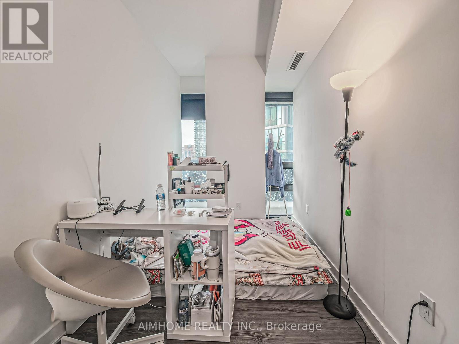 1206 - 55 Charles Street E, Toronto, Ontario  M4Y 1S9 - Photo 8 - C12833738