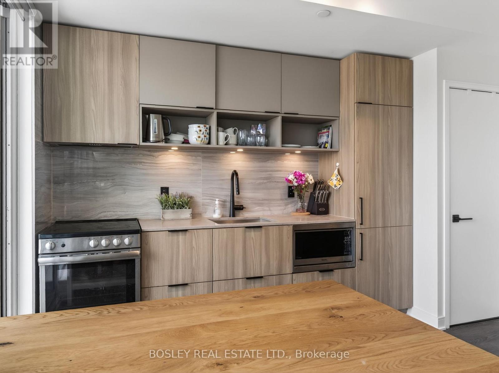 516 - 60 Tannery Road, Toronto, Ontario  M5A 0S8 - Photo 5 - C12833806