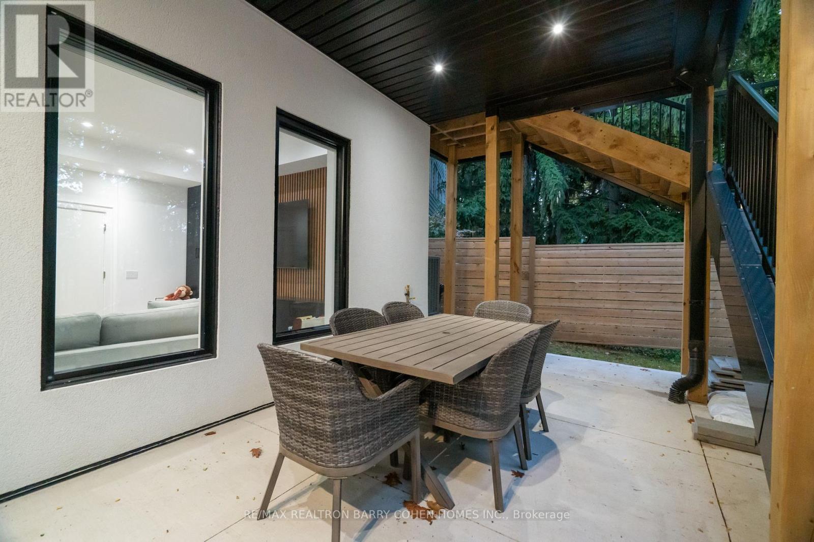 165 Leacrest Road, Toronto, Ontario  M4G 1E7 - Photo 40 - C12833832