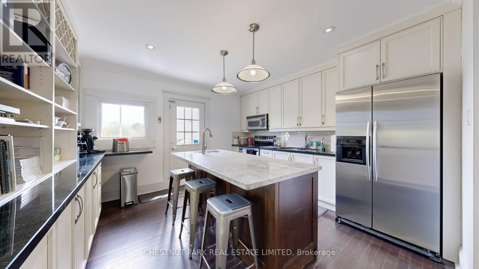 9 Edgedale Road, Toronto, Ontario  M4X 1N5 - Photo 22 - C12833854