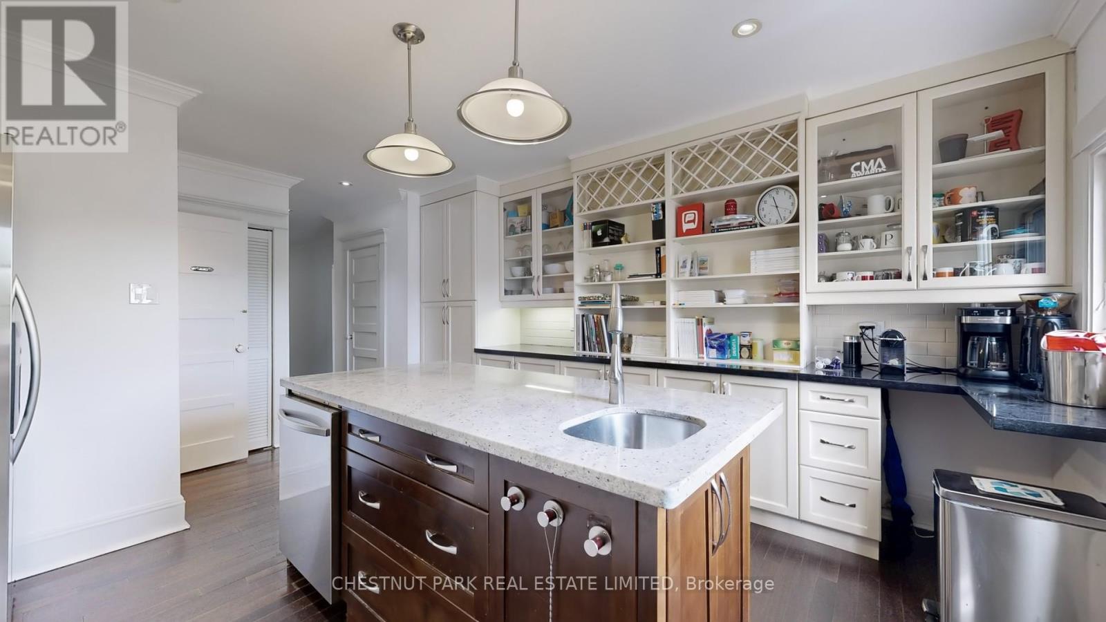 9 Edgedale Road, Toronto, Ontario  M4X 1N5 - Photo 25 - C12833858