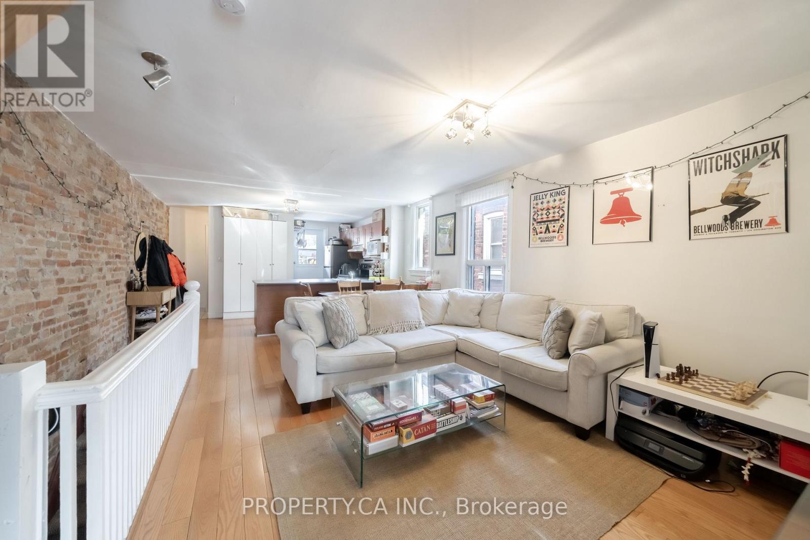 UPPER - 785 MARKHAM STREET